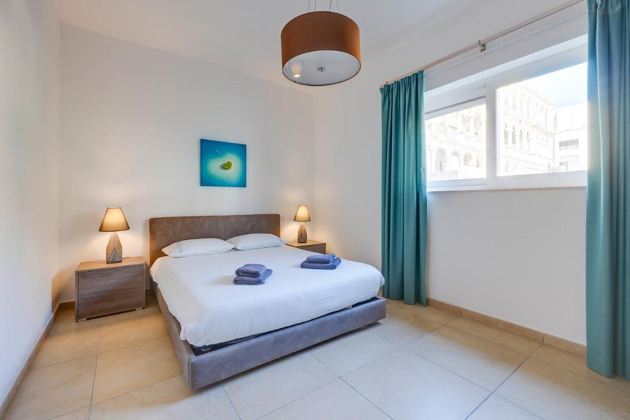 Seafront Lux Apart Inc Pool, Upmarket Area Sliema Kültér fotó