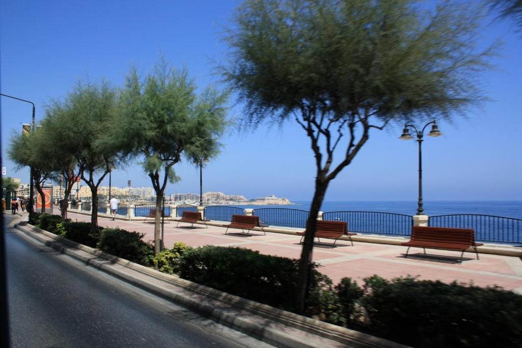 Seafront Lux Apart Inc Pool, Upmarket Area Sliema Kültér fotó